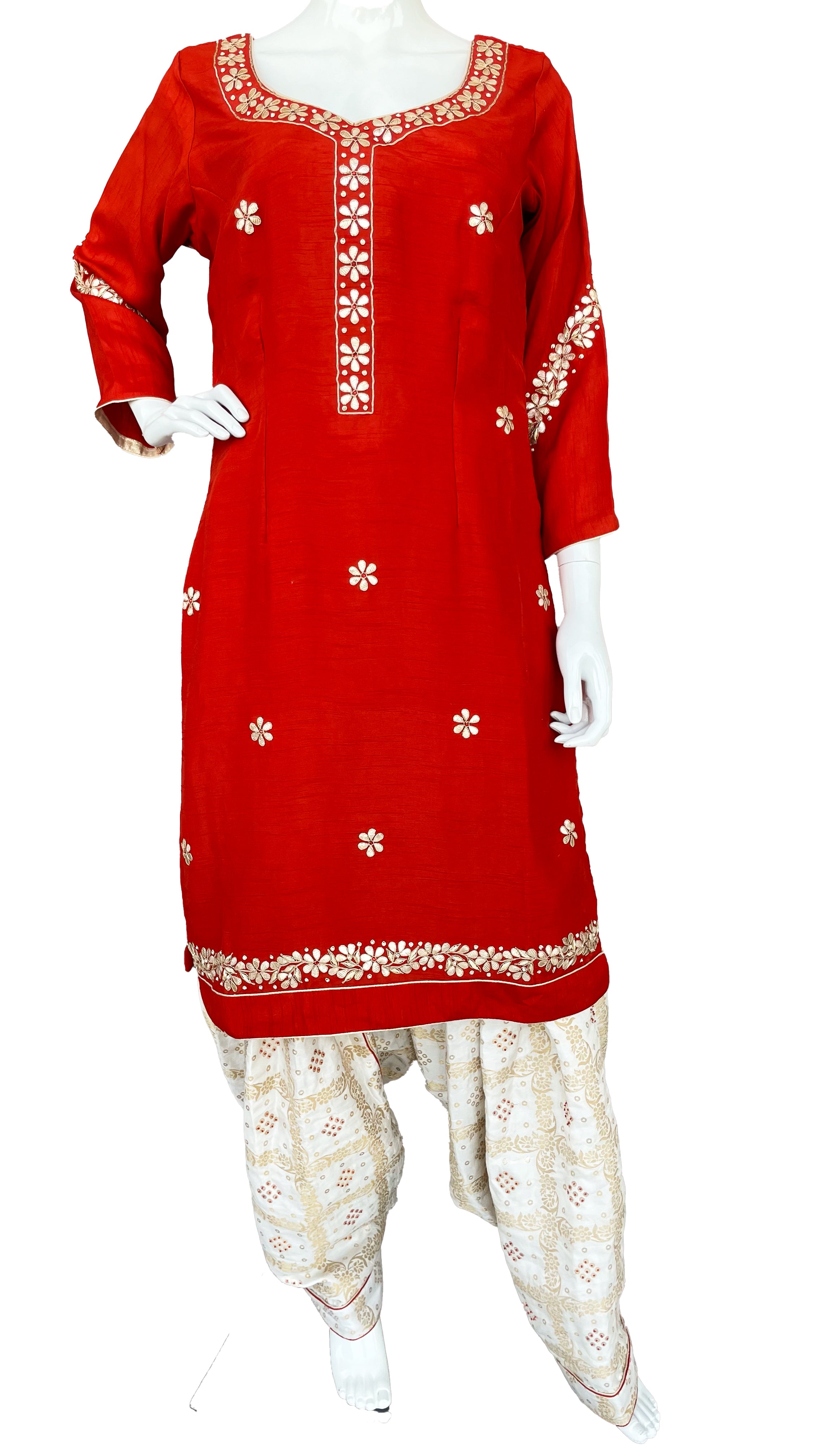 White punjabi clearance salwar suit designs