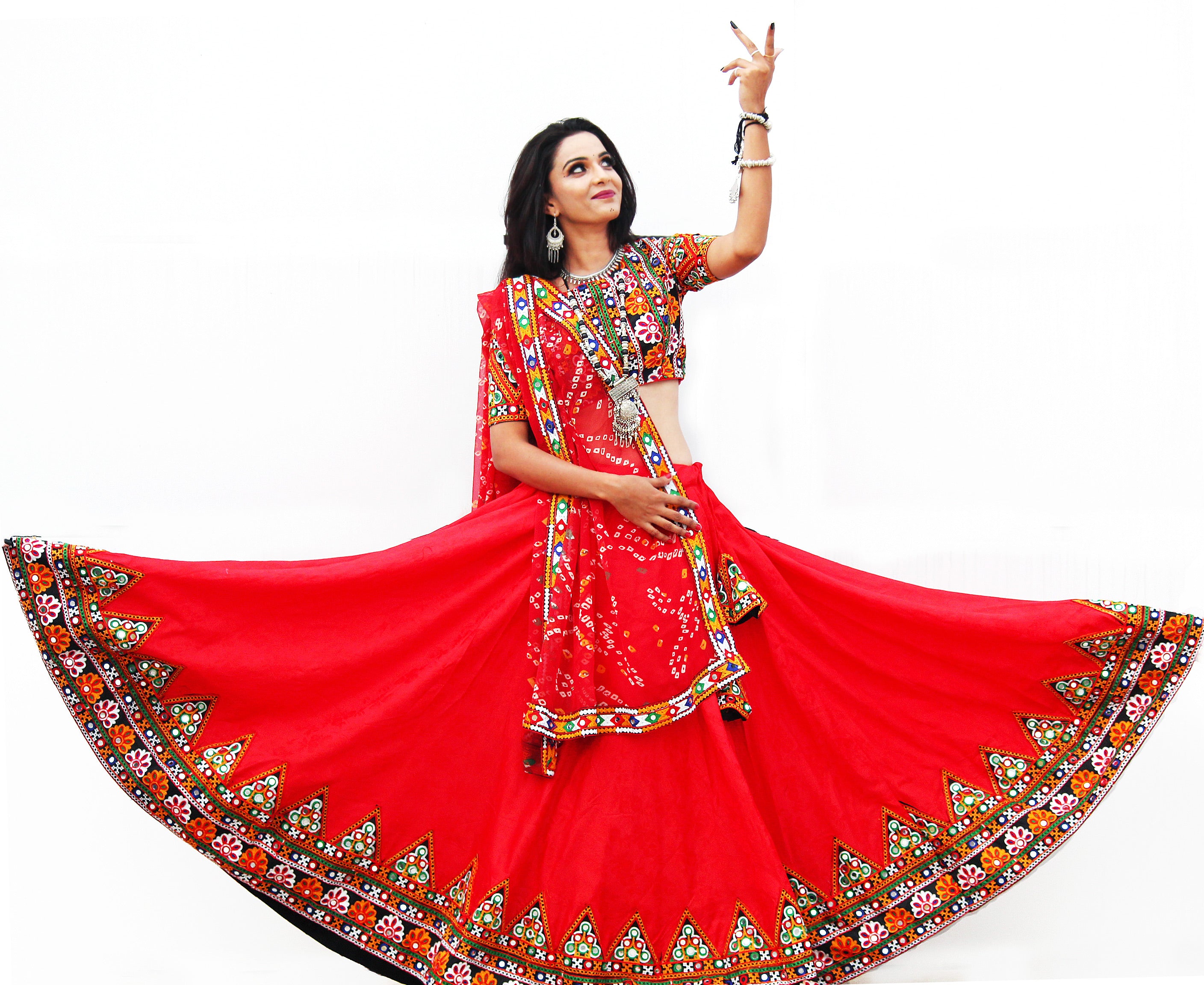 Gujarati Navratri Special Ghagra Choli - Garba Dance Costume - 28 Size - 7  to 10 Year at Rs 775/piece | JAGABHA PARK | Ahmedabad | ID: 22071140830